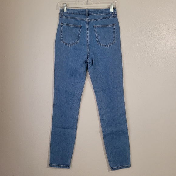 Romeo & Juliet Couture Floral Rainbow Jeans - Picture 5 of 12